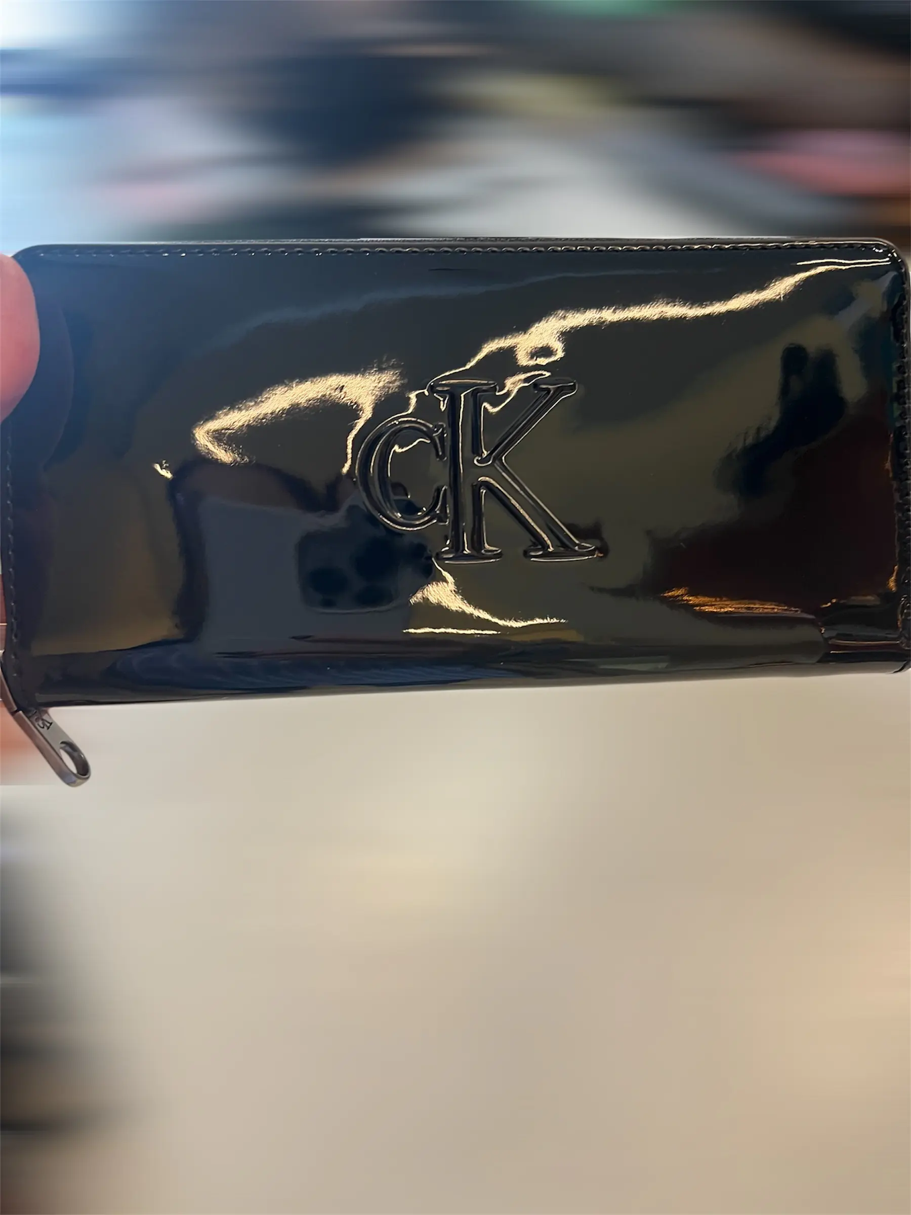 CK PURSE GLOSSY BLACK